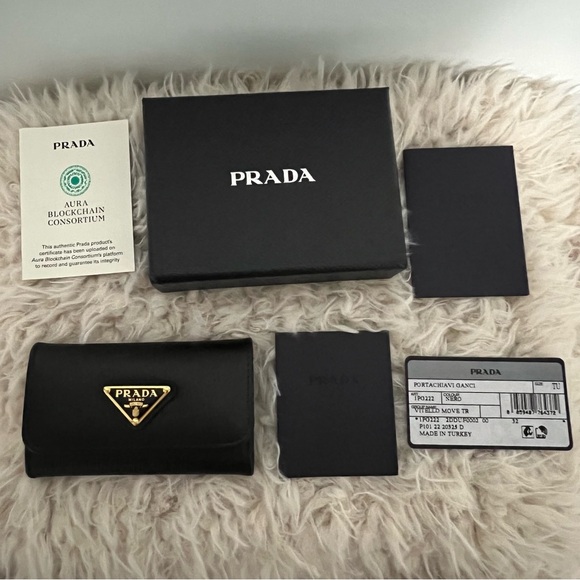 Prada Key Holder - Picture 4 of 6